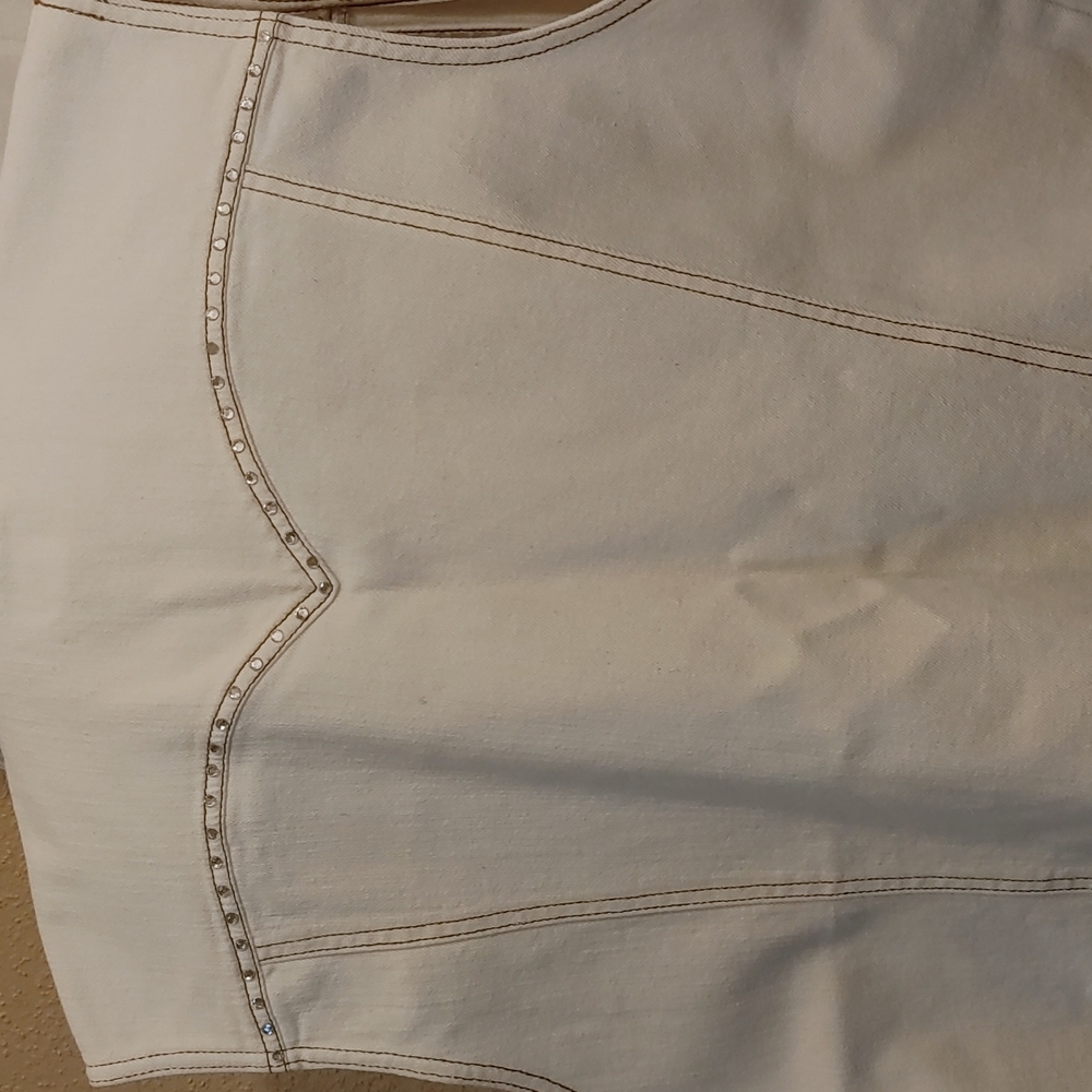 Bit & Bridle Vest - Picture 5 of 5